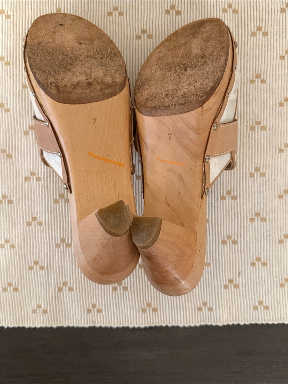 Coach Raina Signature Jacquard Wooden Clogs Mules Tan White Size 7 - Picture 11 of 14